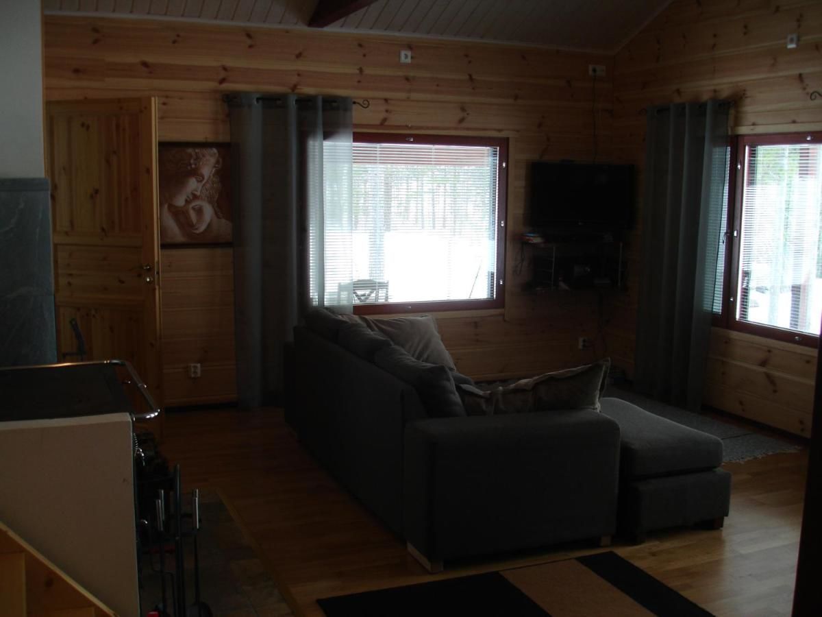 Дома для отпуска Aamuruskon Ukkola Cottage Sirkkakoski